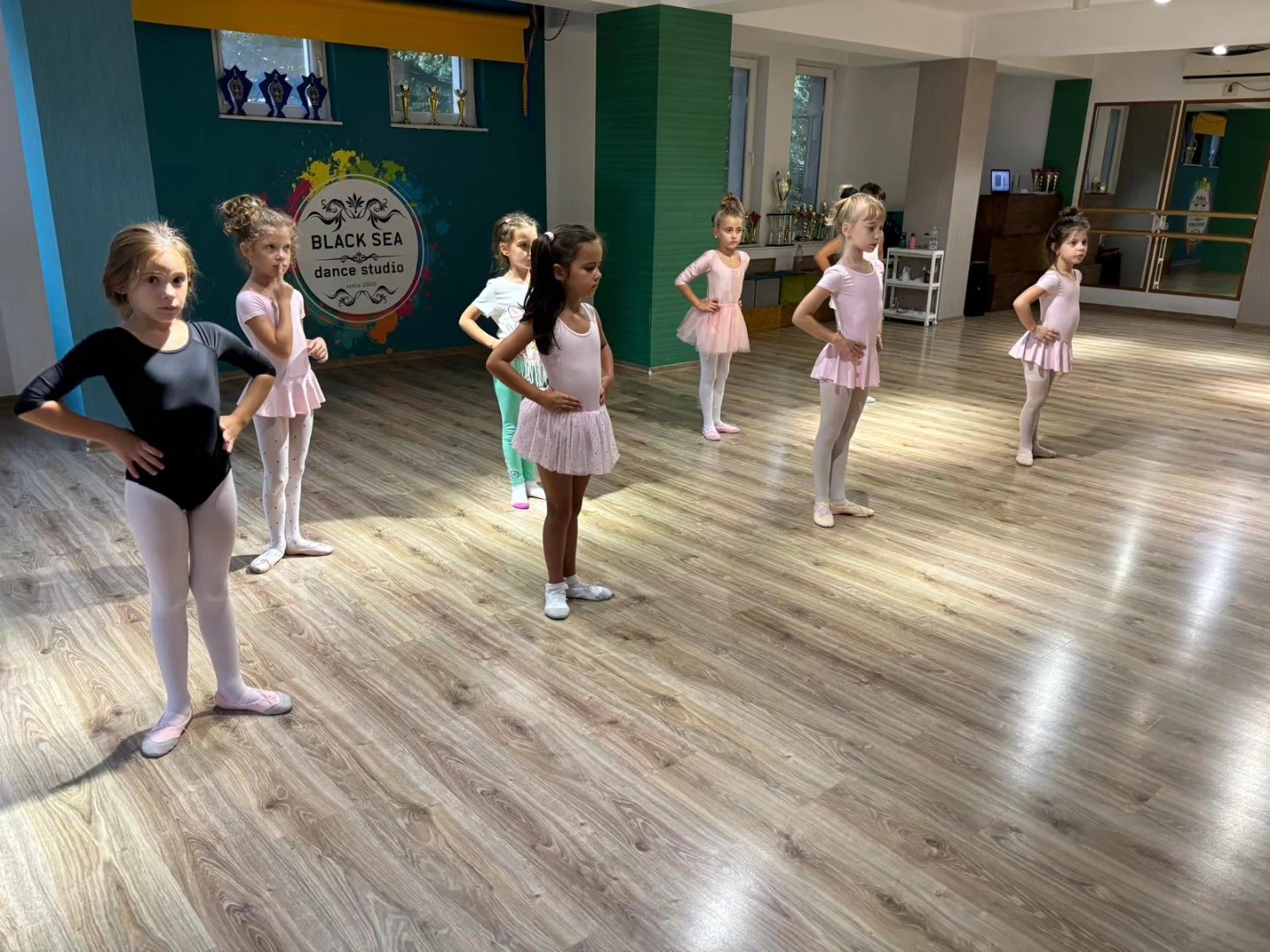 460331147_933812945433902_8657702010847980436_n